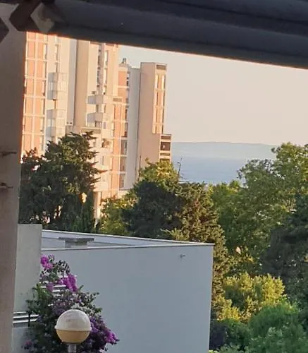 Vivito Apartment